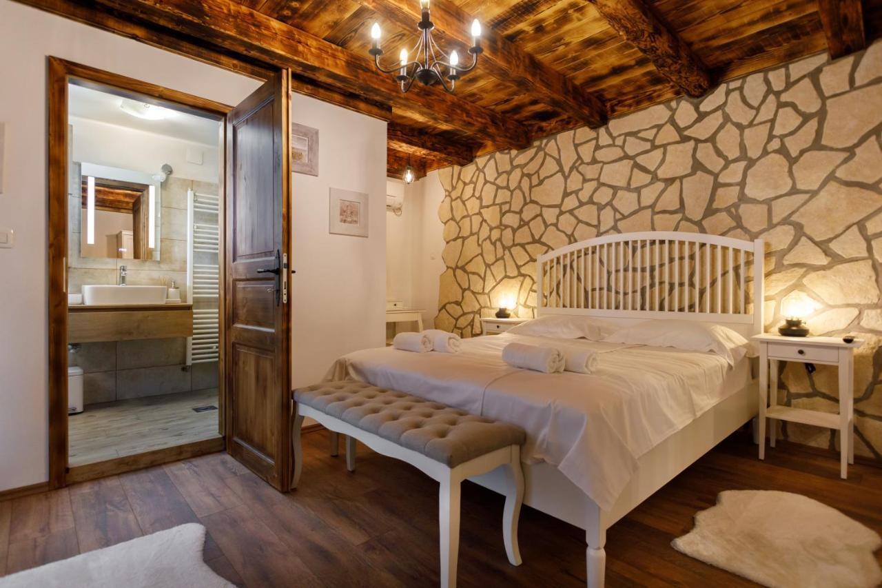 Rustic Apartment Evelin Krk Town Zewnętrze zdjęcie